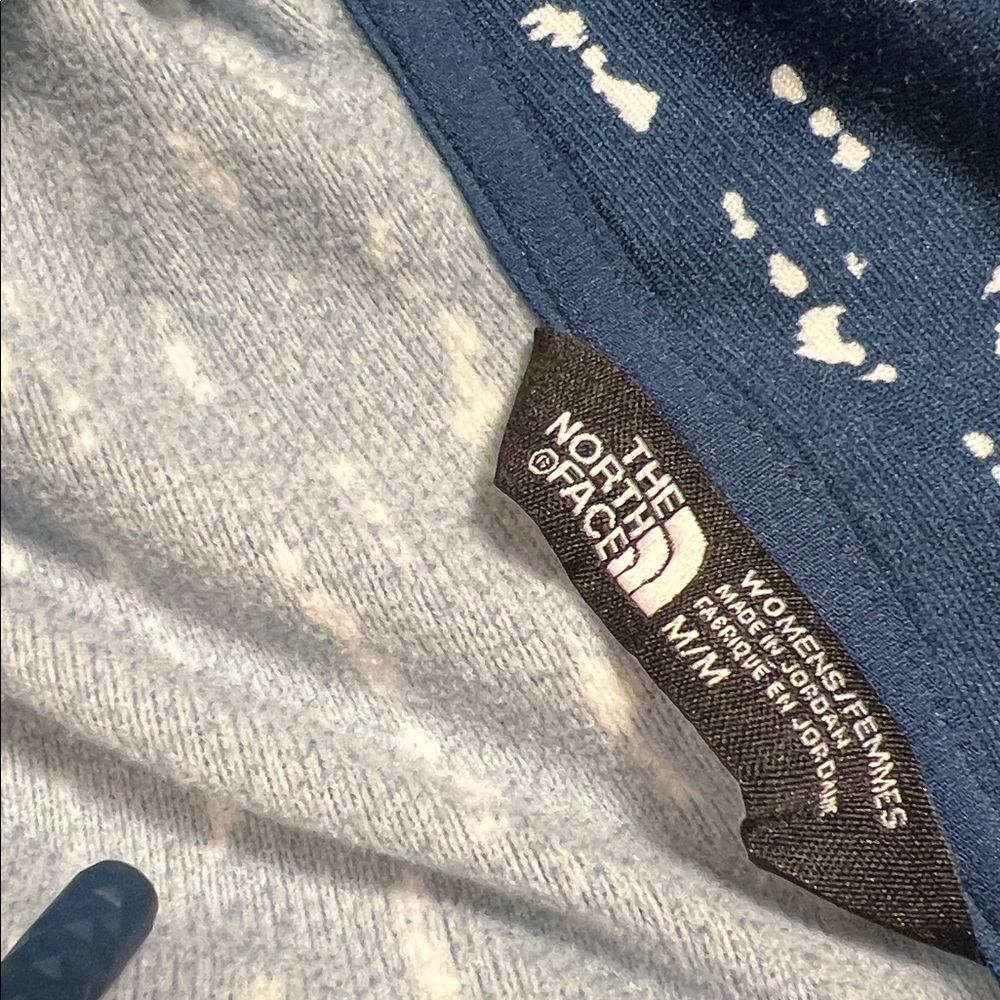 The North Face Navy and White Patterned Jacket - Picture 4 of 4